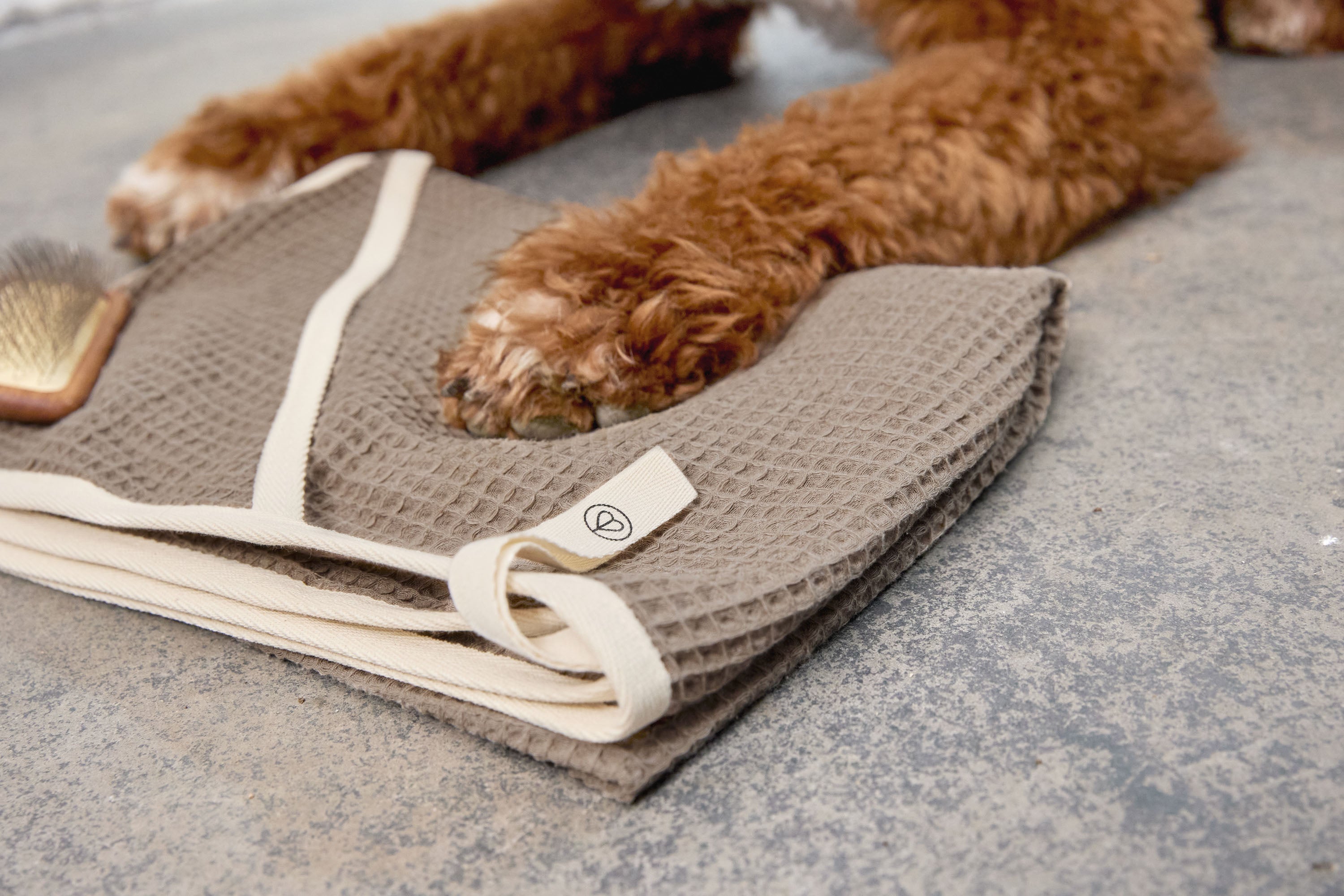 Palopa - handdoek Nobs taupe
